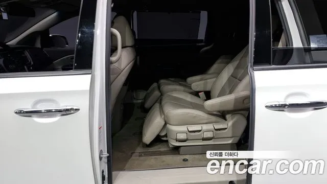 Kia The New Carnival 2019 Белый из Кореи, фото 3