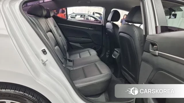 Hyundai Avante AD 2018 Белый из Кореи, фото 3