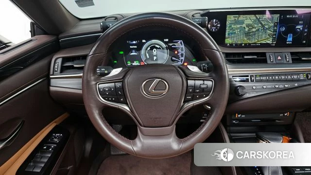 Lexus ES300h 7th generation 2018 Серебристо-серый из Кореи, фото 3