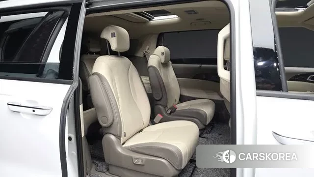 Kia The New Carnival 4th Generation 2025 Белый из Кореи, фото 3