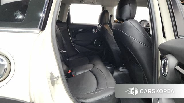 Mini Cooper SD 2018 Жемчужный цвет из Кореи, фото 3