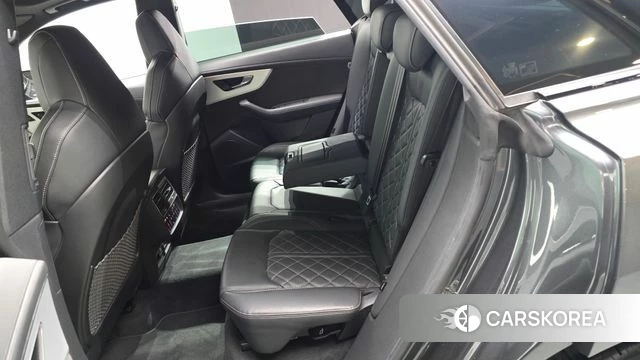 Audi Q8 (4M) 2021 Серый из Кореи, фото 3