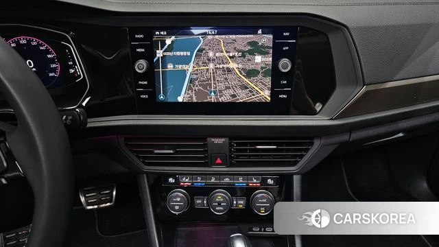 Volkswagen 7th Generation of Jetta 2021 Белый из Кореи, фото 3