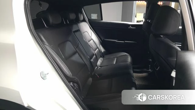 Kia Sportage The Bold 2021 Белый из Кореи, фото 3