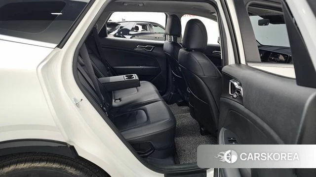 Kia The New Sportage 5th Generation Hybrid 2025 Белый из Кореи, фото 3