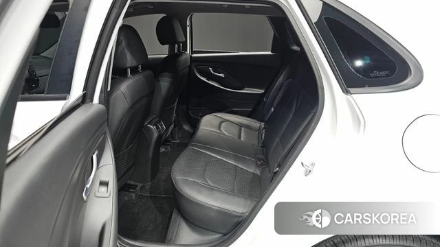 Hyundai i30 (PD) 2018 Белый из Кореи, фото 3