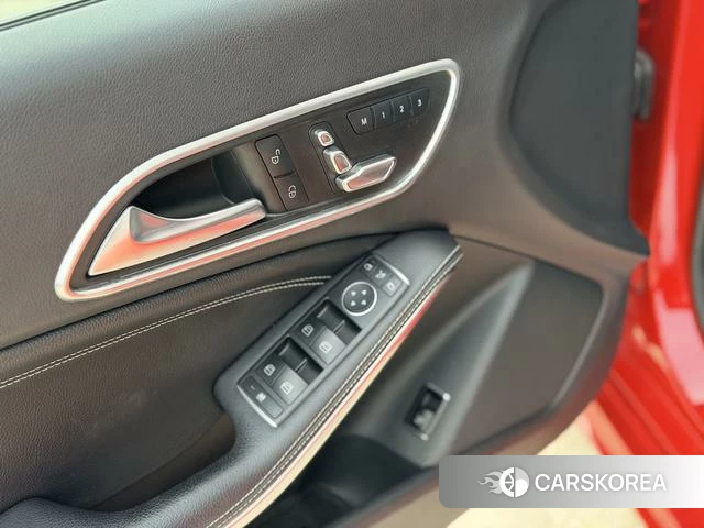 Mercedes-Benz CLA (import) 2018 Красный из Китая, фото 3