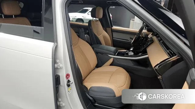 Land Rover Range Rover Sport 3rd Generation 2024 Серебряный из Кореи, фото 3