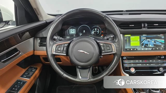 Jaguar XF (X260) 2019 Белый из Кореи, фото 3