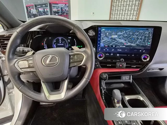 Lexus NX350h Second generation 2022 Жемчужный цвет из Кореи, фото 3