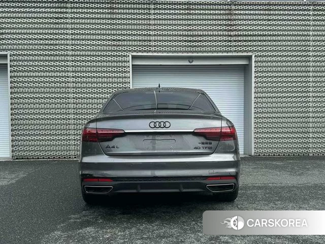 Audi A4L 2025 Темно-серый из Китая, фото 3
