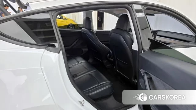 Tesla Model Y 2021 Белый из Кореи, фото 3