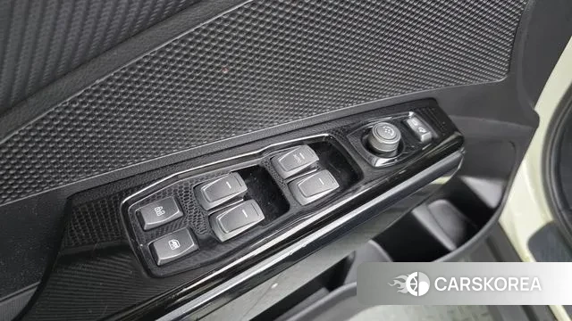 Ssangyong Tivoli Air 2022 Белый из Кореи, фото 3