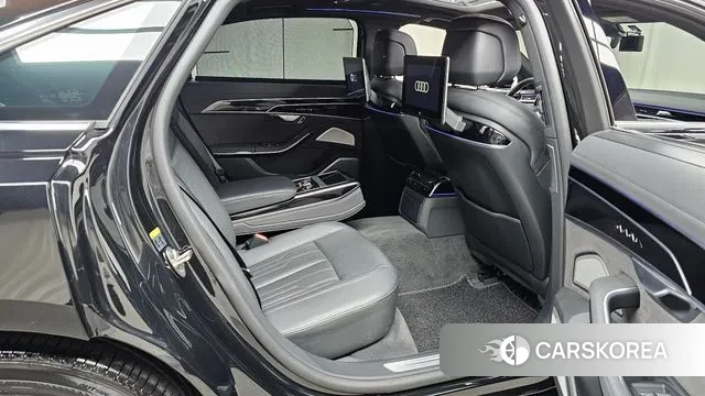 Audi A8 (D5) 2021 Черный из Кореи, фото 3