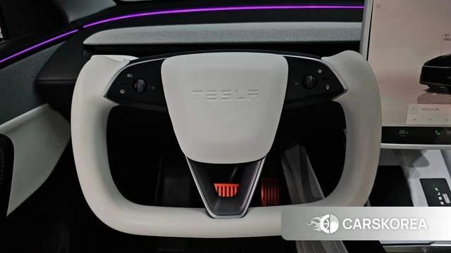 Tesla Model Y 2025 Черный из Кореи, фото 3