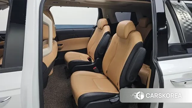 Kia Carnival 4th generation 2022 Белый из Кореи, фото 3