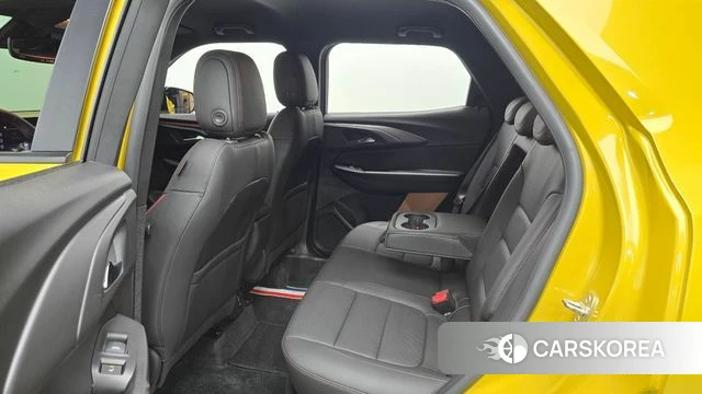 Chevrolet (GM Daewoo) The New Trail Blazer 2024 Желтый из Кореи, фото 3
