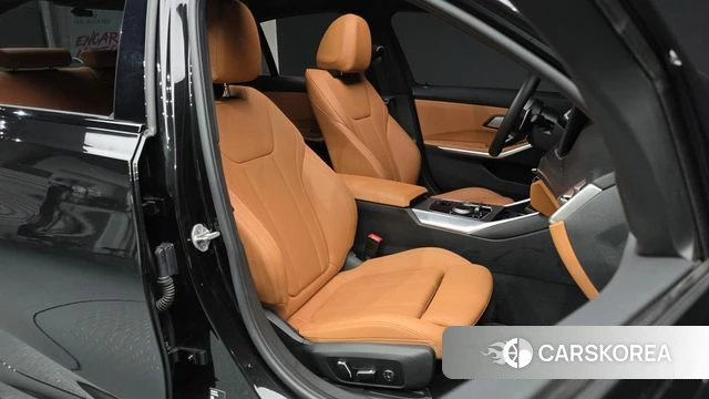 BMW 3 Series (G20) 2025 Черный из Кореи, фото 3