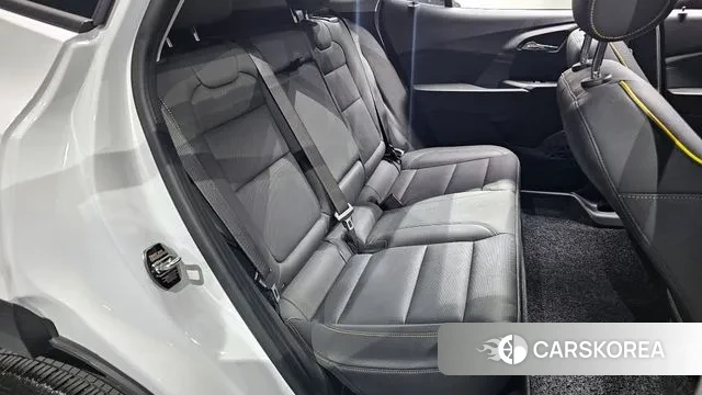 Chevrolet (GM Daewoo) Trax Crossover 2023 Белый из Кореи, фото 3