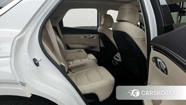 Genesis GV70 2024 Белый из Кореи, фото 3