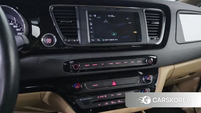 Kia The New Carnival 2019 Черный из Кореи, фото 3
