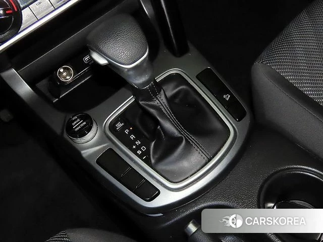 Kia Seltos 2021 Черный из Кореи, фото 3