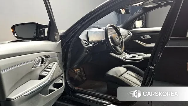 BMW 3 Series (G20) 2023 Черный из Кореи, фото 3