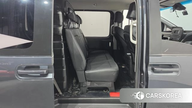 Hyundai Staria 2023 Синий из Кореи, фото 3