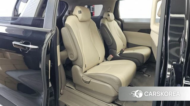 Kia Carnival 4th generation 2022 Черный из Кореи, фото 3