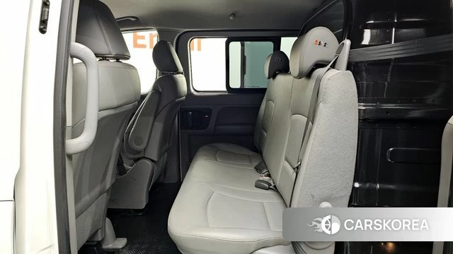 Hyundai The New Grand Starex 2021 Белый из Кореи, фото 3