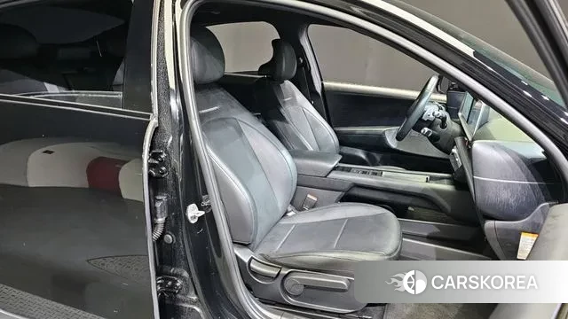 Hyundai Ionic 6 2022 Черный из Кореи, фото 3