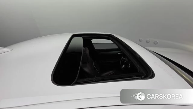 BMW 5 Series (G30) 2018 Белый из Кореи, фото 3