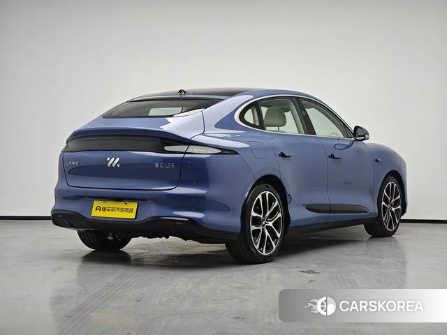 Zhiji Automobile Zhiji LS6 2026 Синий из Китая, фото 3