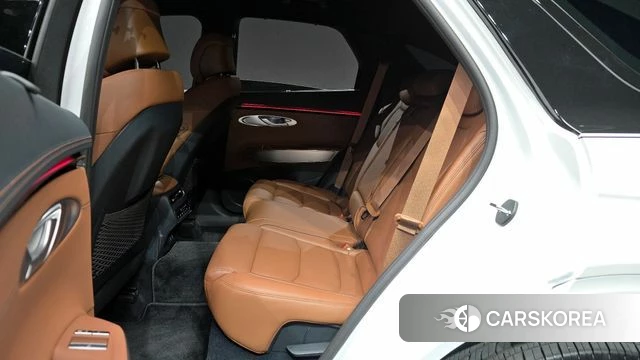 Genesis GV70 2025 Белый из Кореи, фото 3