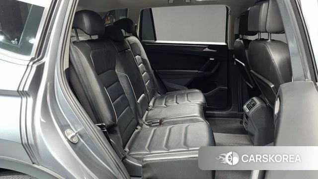 Volkswagen Tiguan Allspace 2018 Серый из Кореи, фото 3