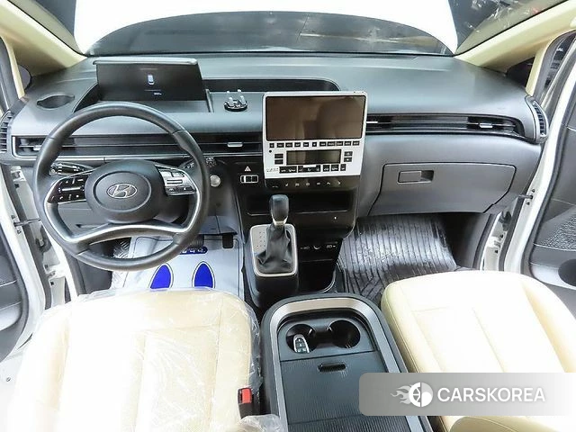 Hyundai Staria 2021 Белый из Кореи, фото 3