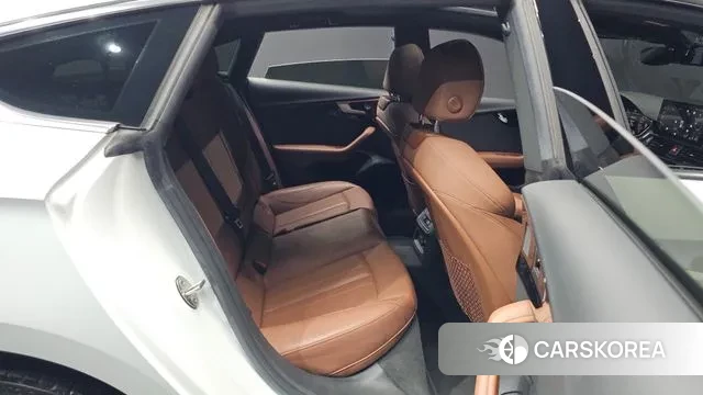 Audi A5 (F5) 2021 Белый из Кореи, фото 3