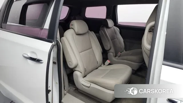 Kia The New Carnival 2018 Белый из Кореи, фото 3