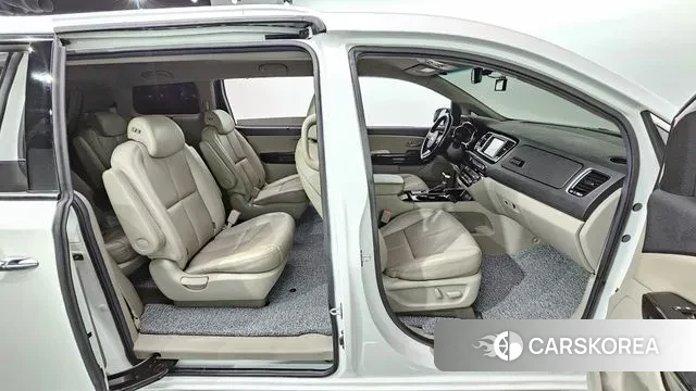 Kia The New Carnival 2019 Белый из Кореи, фото 3