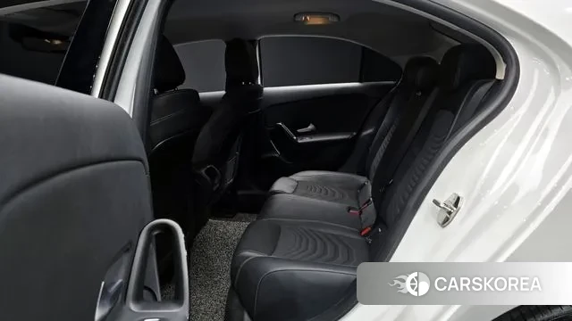 Mercedes-Benz A-Class W177 2020 Белый из Кореи, фото 3