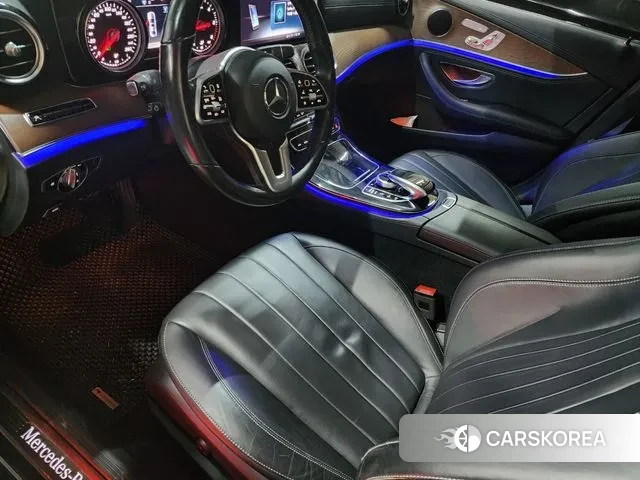 Mercedes-Benz E-Class W213 2020 Черный из Кореи, фото 3