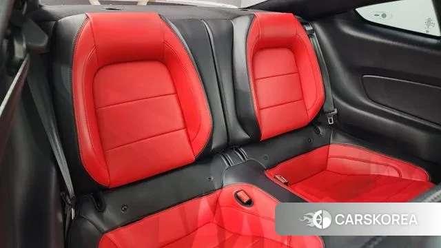 Ford Mustang 2019 Белый из Кореи, фото 3