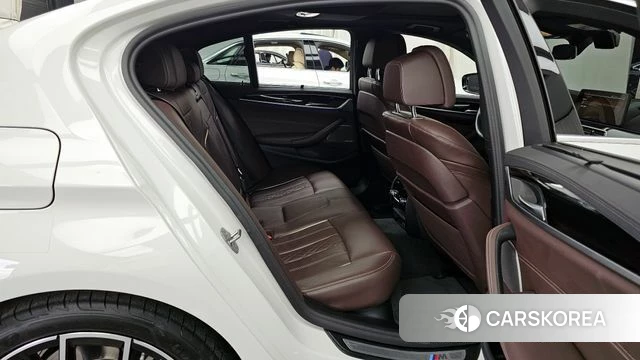 BMW 5 Series (G30) 2022 Белый из Кореи, фото 3