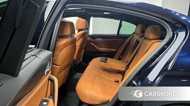 BMW 5 Series (G30) 2023 Синий из Кореи, фото 3