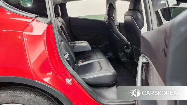 Tesla Model Y 2021 Красный из Кореи, фото 3