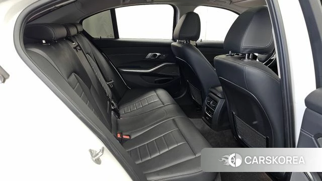BMW 3 Series (G20) 2021 Белый из Кореи, фото 3