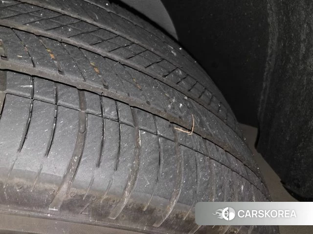 Hyundai Santa Fe (MX5) 2024 Белый из Кореи, фото 3