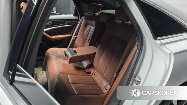 Audi A6 (C8) 2022 Белый из Кореи, фото 3