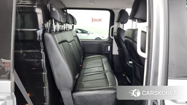 Hyundai Staria 2022 Серебряный из Кореи, фото 3