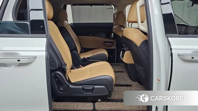 Kia Carnival 4th generation 2023 Белый из Кореи, фото 3